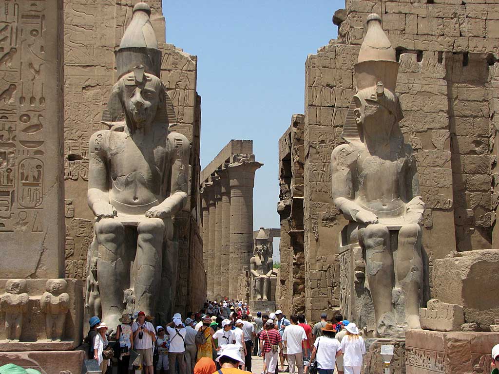 الأقصر.. مدينة ثلث آثار العالم